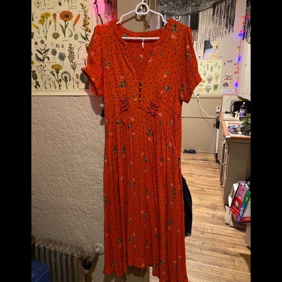 Cherry bomb maxi dress 🥀 - Picture 1 of 4